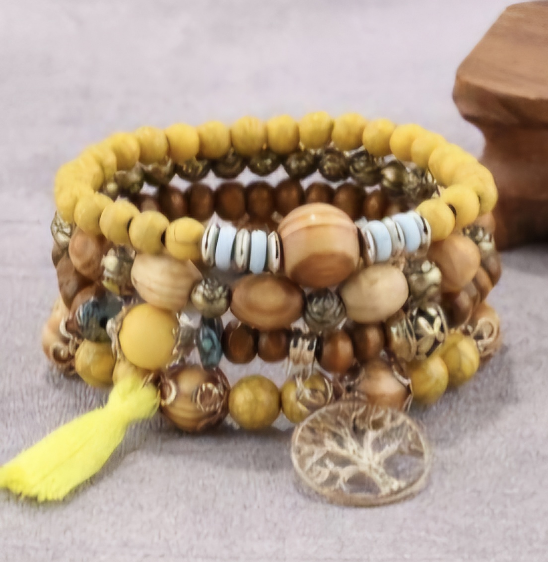 product-bead-charm-bracelet-yellow-tie-5