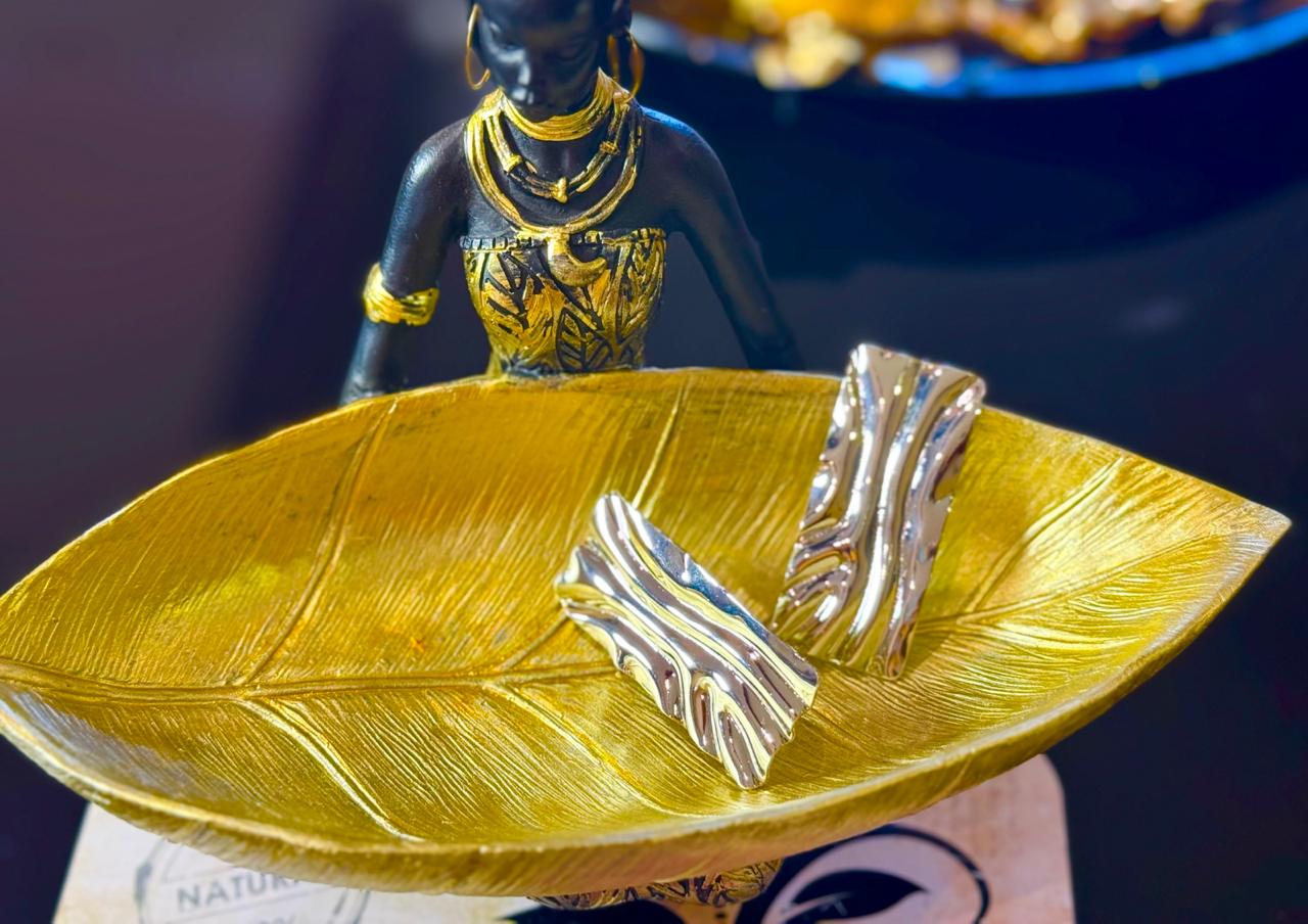 product-buzzy-statement-earring-silver-36