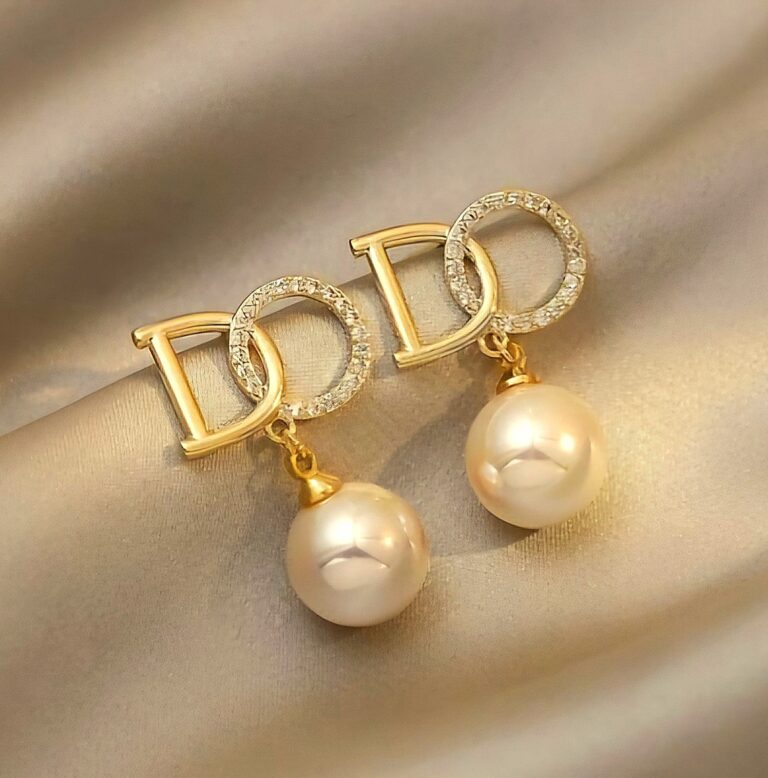 product-d-letter-earrings-28