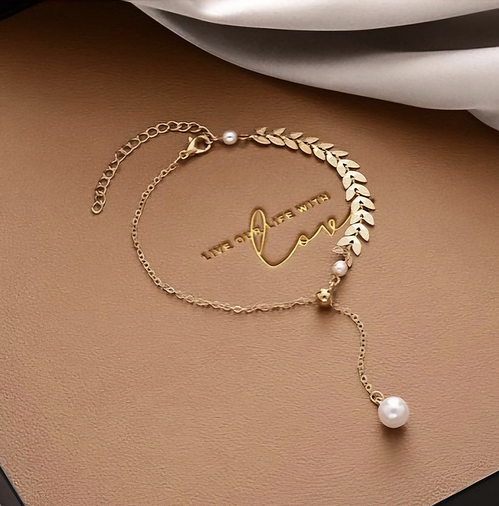 product-pearl-willow-leaves-bracelet-21